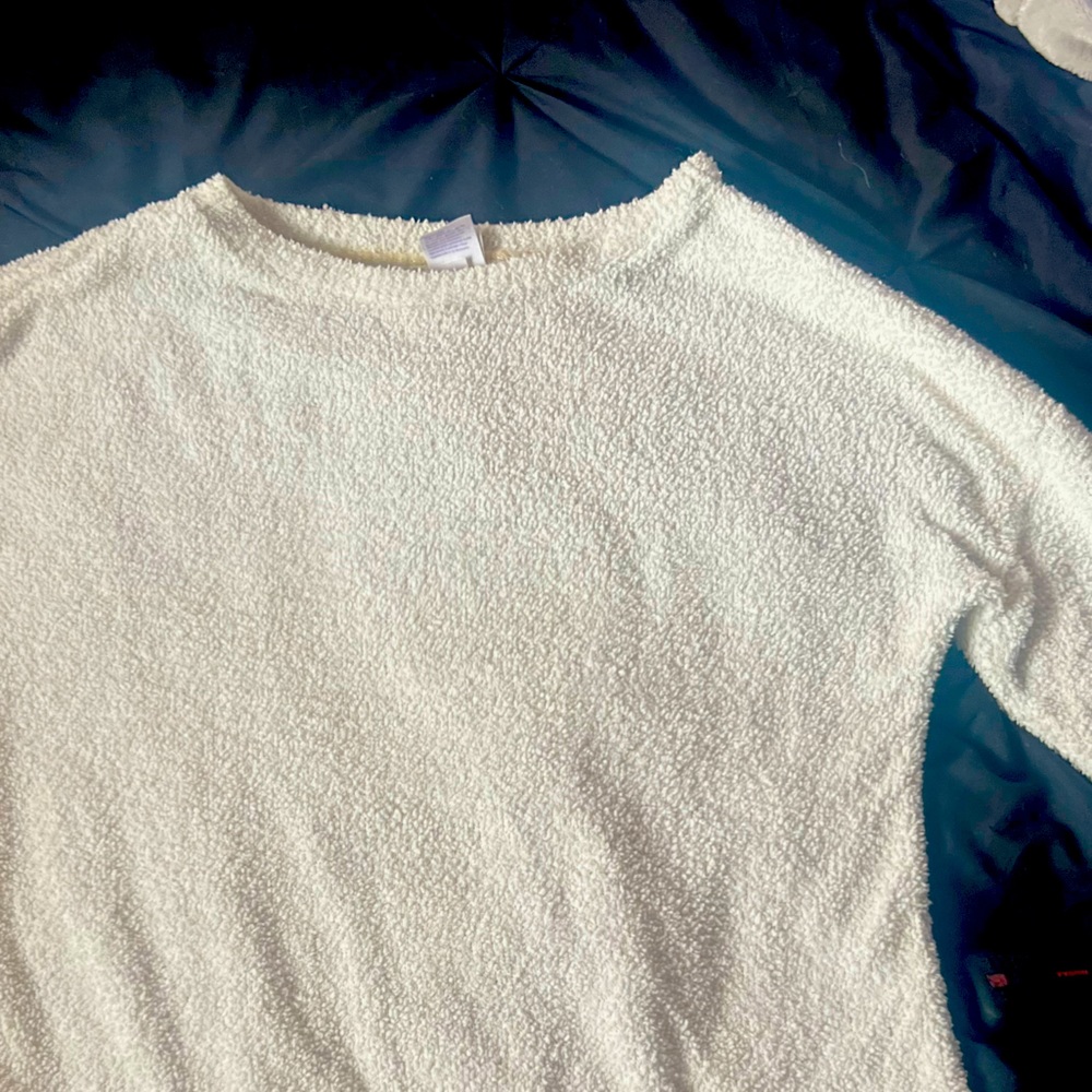 Fuzzy white, comfy sweater, size s